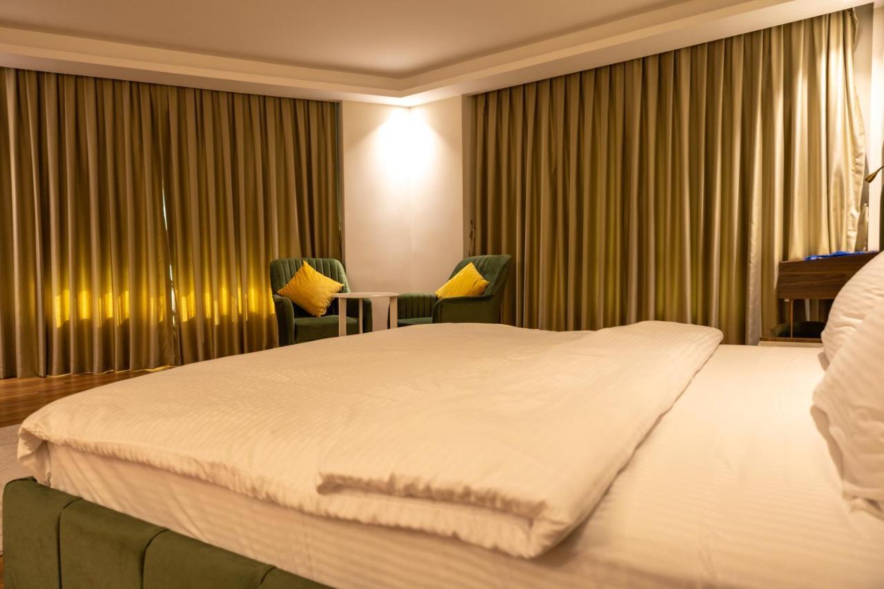 Grand Luxury Aparthotel Yalova  Bagian luar foto